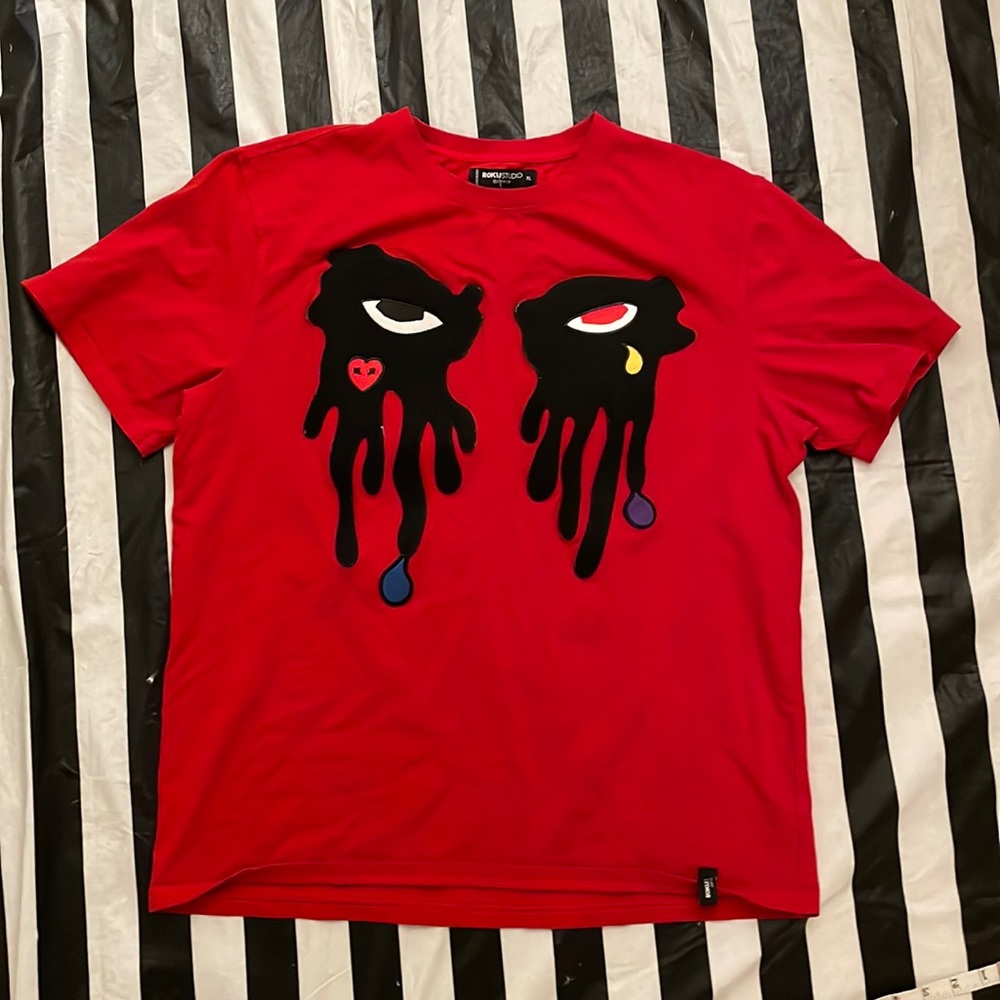 Roku Studio Sz XL Red Tear Drip T-shirt